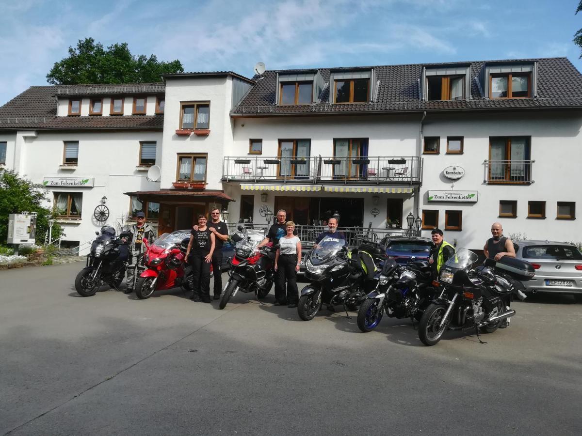Waldpension Zum Felsenkeller Lichtenfels-Sachsenberg Esterno foto