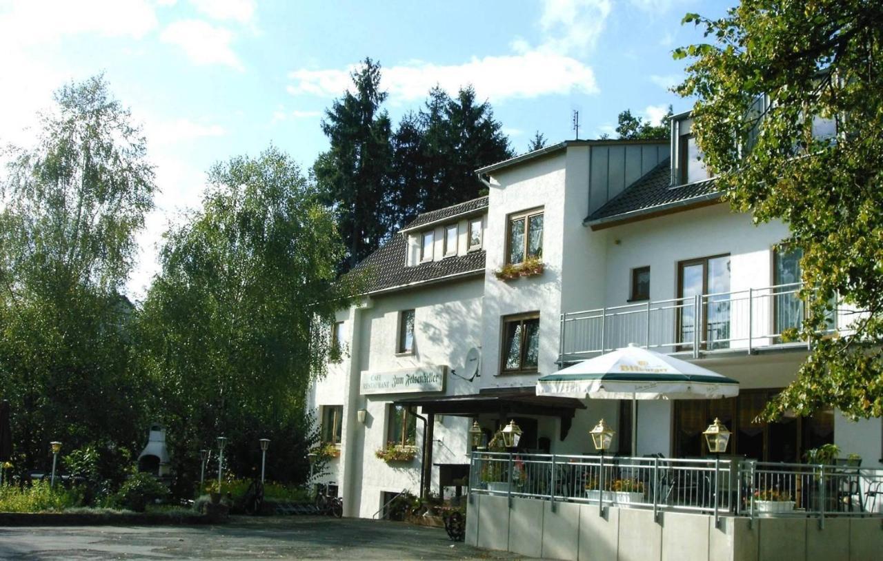 Waldpension Zum Felsenkeller Lichtenfels-Sachsenberg Esterno foto